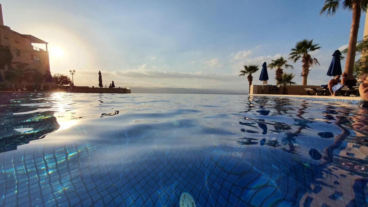 Comfy Stays Sea View Apartments At Deadsea Samarah Resort Sweimeh Kültér fotó