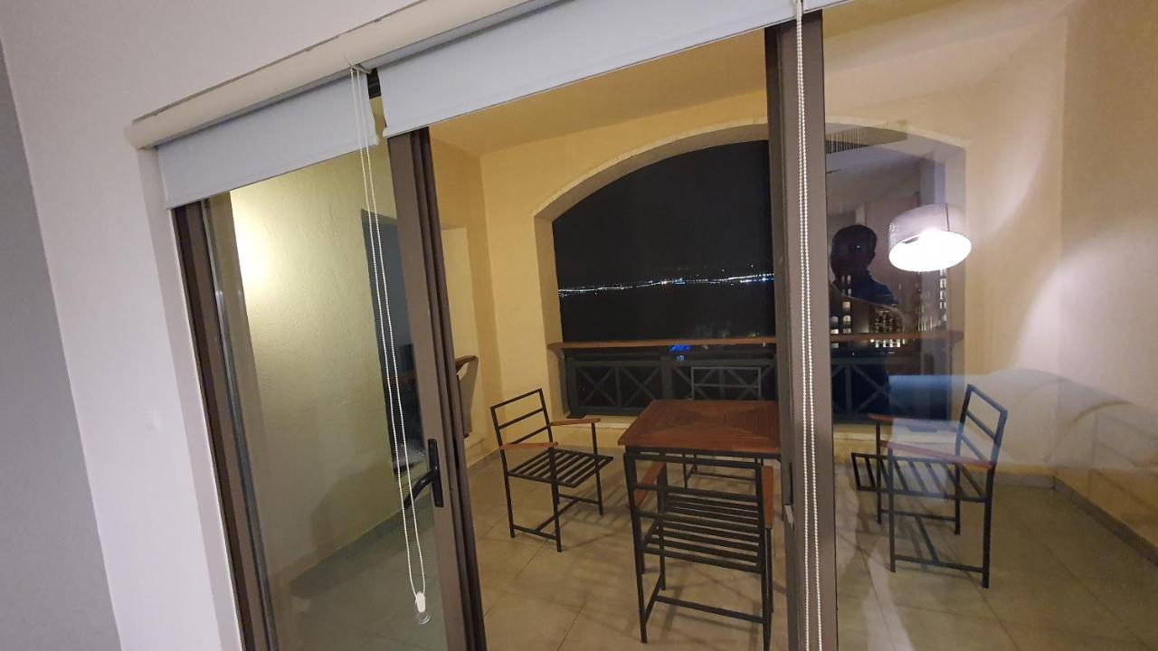 Comfy Stays Sea View Apartments At Deadsea Samarah Resort Sweimeh Kültér fotó